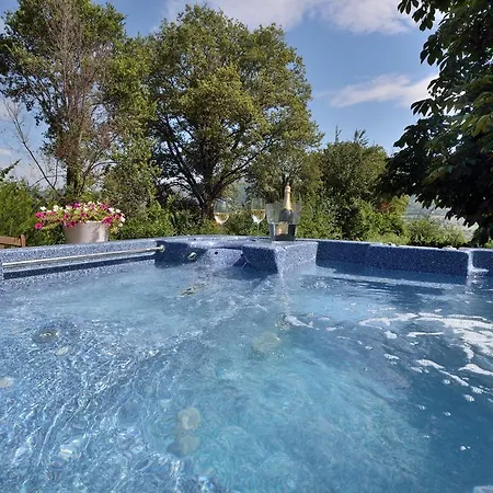 Vakantieboerderij Fonte Al Noce Gubbio