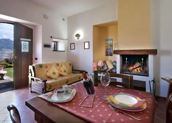 Alloggio per agriturismo Fonte Al Noce *